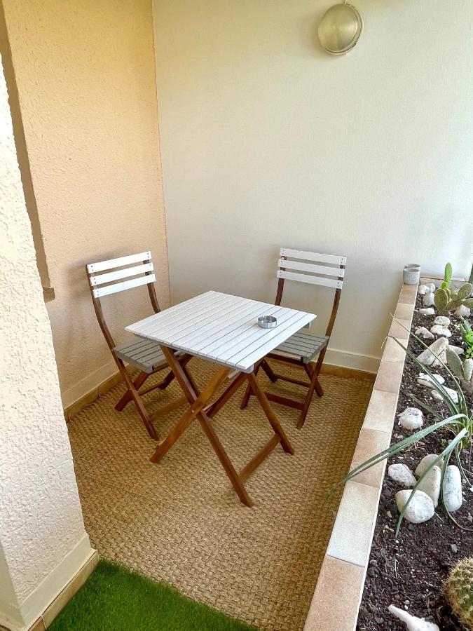 Appart Cosy 4 Personnes, A 400M De La Plage Bormes-les-Mimosas Exterior foto